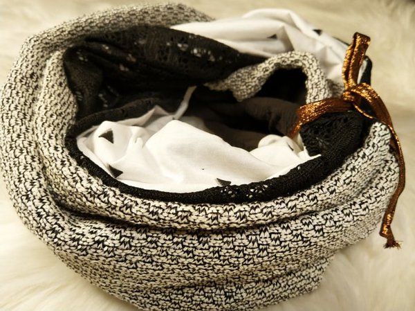 Silver knit